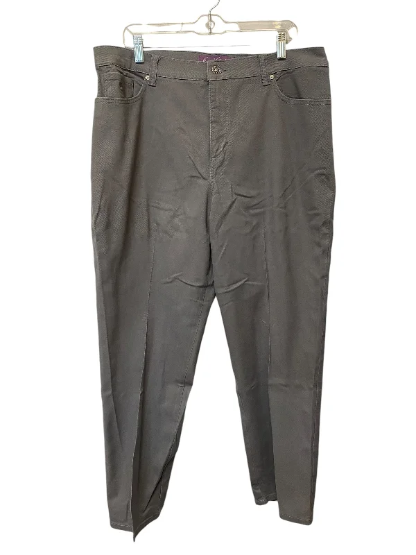 Bold plaid pants for eye-catching style choices -Pants Other By Gloria Vanderbilt In Grey, Size: 18