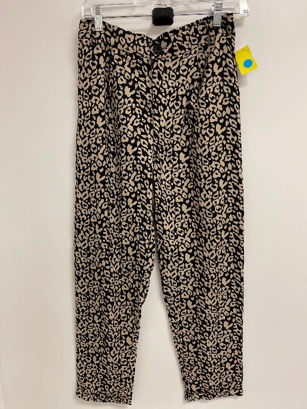 Waterproof work pants for wet job conditions -Pants Cropped By Clothes Mentor In Animal Print, Size: 6