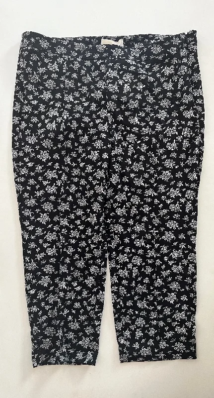 Flowy culottes pants for breezy summer style -Pants Work/dress By Michael Kors In Floral, Size: 20