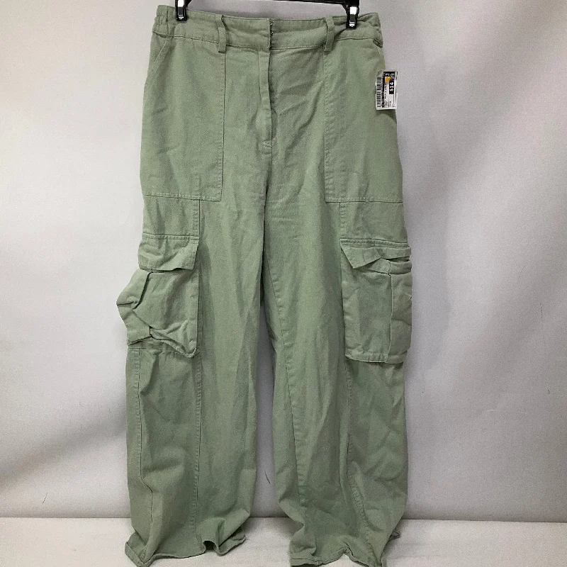 Soft stretch pants for all-day wear ease -Pants Cargo & Utility By Altard State In Green, Size: M