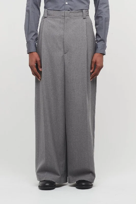 Bermuda Shorts Jeans for Modesty -Jacquemus Le Pantalon Salti