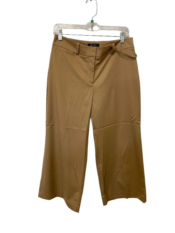 Tactical combat pants for military training use -Pants Cropped By White House Black Market In Brown, Size: 6