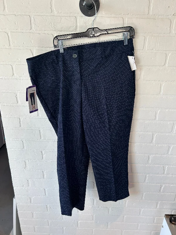 Quick-dry cargo pants for fishing trip practicality -Pants Cropped By Hilary Radley In Blue & White, Size: 14