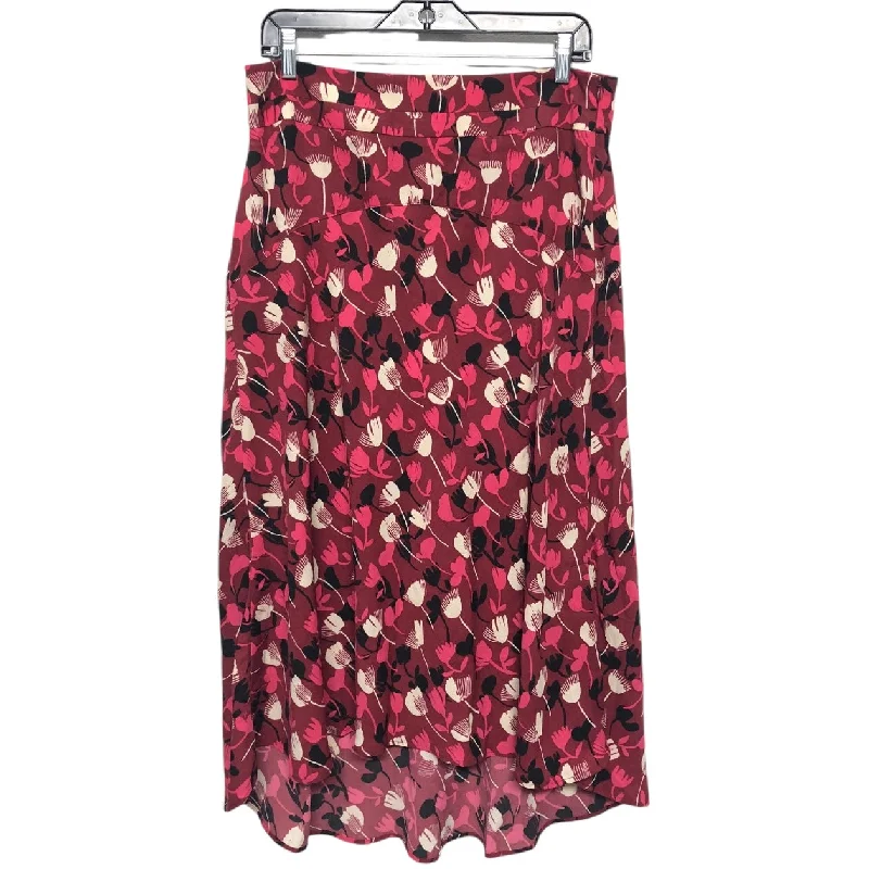 Flowy skirts for effortless beach cover-ups -Skirt Maxi By Cabi In Red, Size: 8