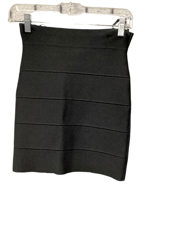 Affordable skirts with trendy slit details -Skirt Mini & Short By Bcbgmaxazria In Black, Size: S