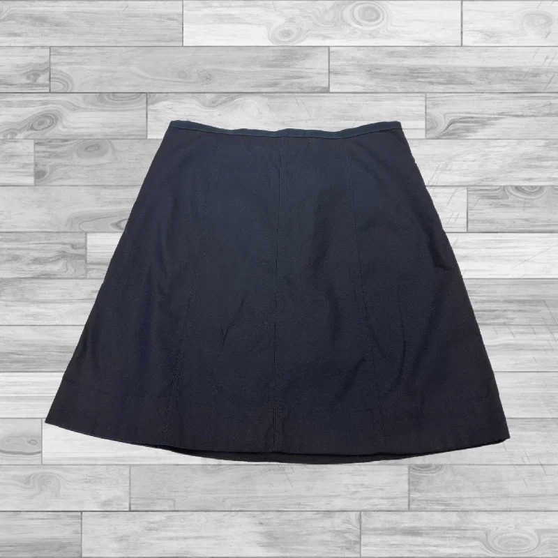 Wrap skirts with tie-front detail charm -Skirt Mini & Short By Gap In Navy, Size: 6