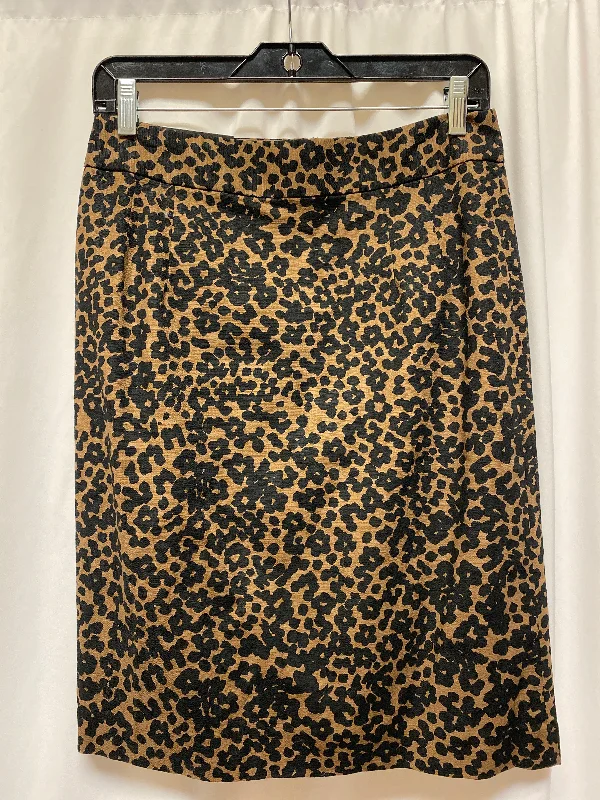 A-line skirts for flattering timeless silhouettes -Skirt Midi By Banana Republic In Animal Print, Size: 4