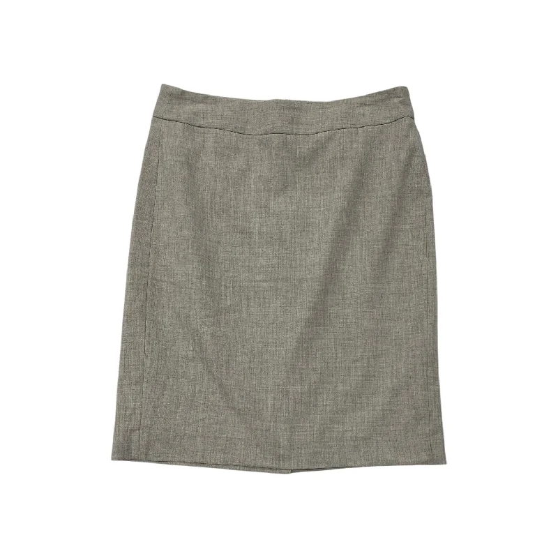 Soft linen skirts for gentle warm wear -Skirt Midi By Banana Republic In Beige, Size: 0