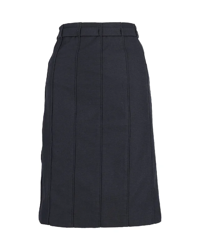 Pleated Short Skirts for Girly -Burberry Pleated Skirt in Black Wool