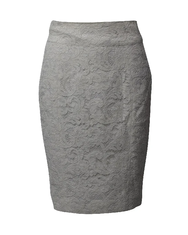 Flared Short Skirts for Flirty -Burberry Lace Pencil Skirt in White Cotton