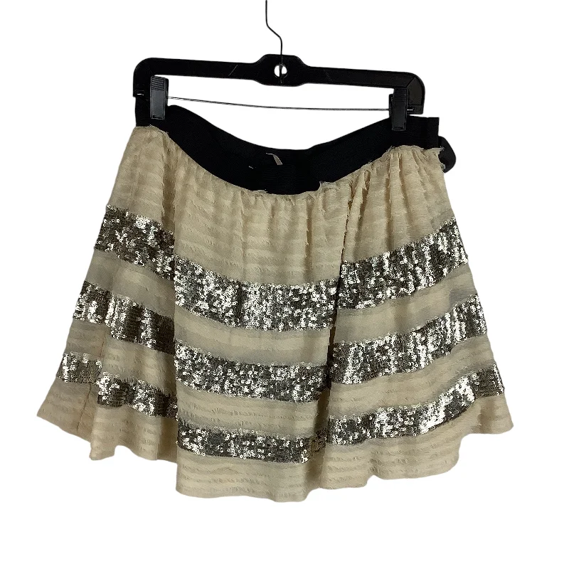 Wrap skirts for adjustable stylish fit -Skirt Mini & Short By Free People In Cream, Size: L