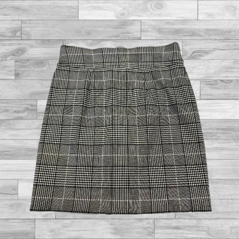 Ruffled midi skirts for delicate feminine touch -Skirt Mini & Short By Inc In Plaid Pattern, Size: S