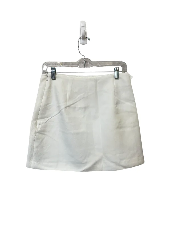 Luxury skirts with elegant silk sheen -Skirt Mini & Short By Clothes Mentor In White, Size: M